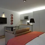 Alma Moura Residences *