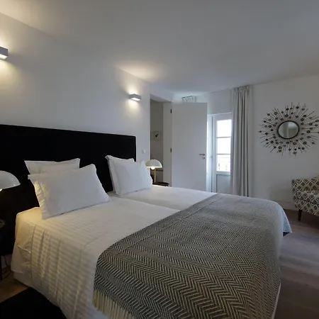 Alma Moura Residences *