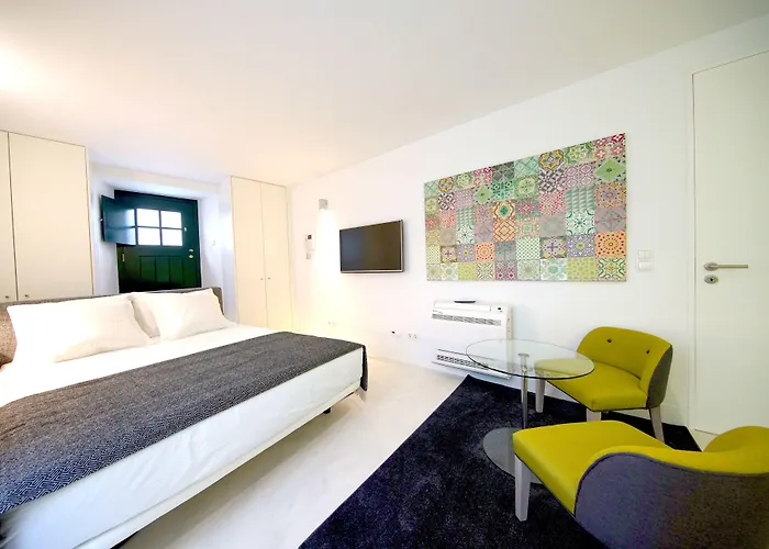 Alma Moura Residences