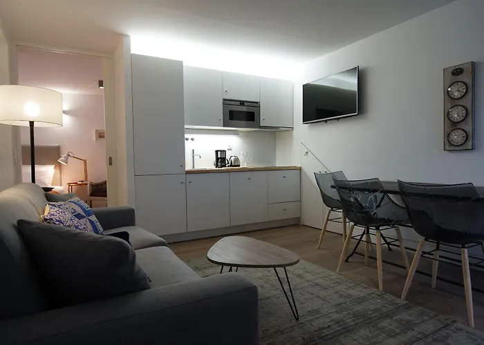 Alma Moura Residences شقة *