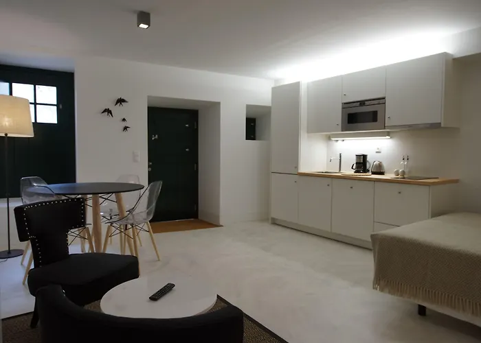 Alma Moura Residences *