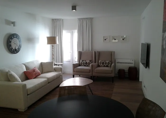 شقة Alma Moura Residences *