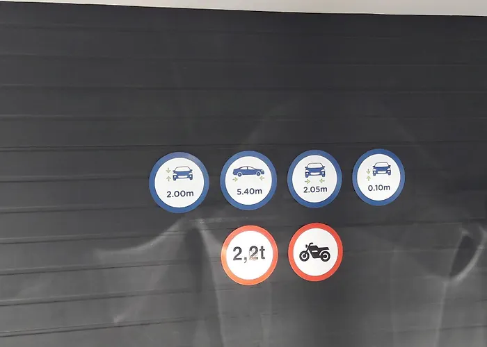 شقة Alma Moura Residences *