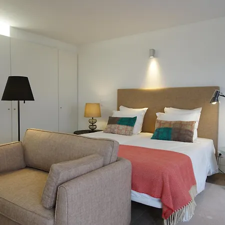 Alma Moura Residences Apartmán